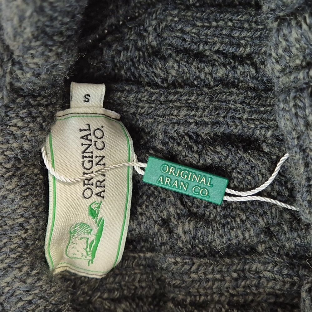 100% Wool Original Aran Co Green Merino Cable Knit Cardigan Sweater Size Small - Picture 11 of 12